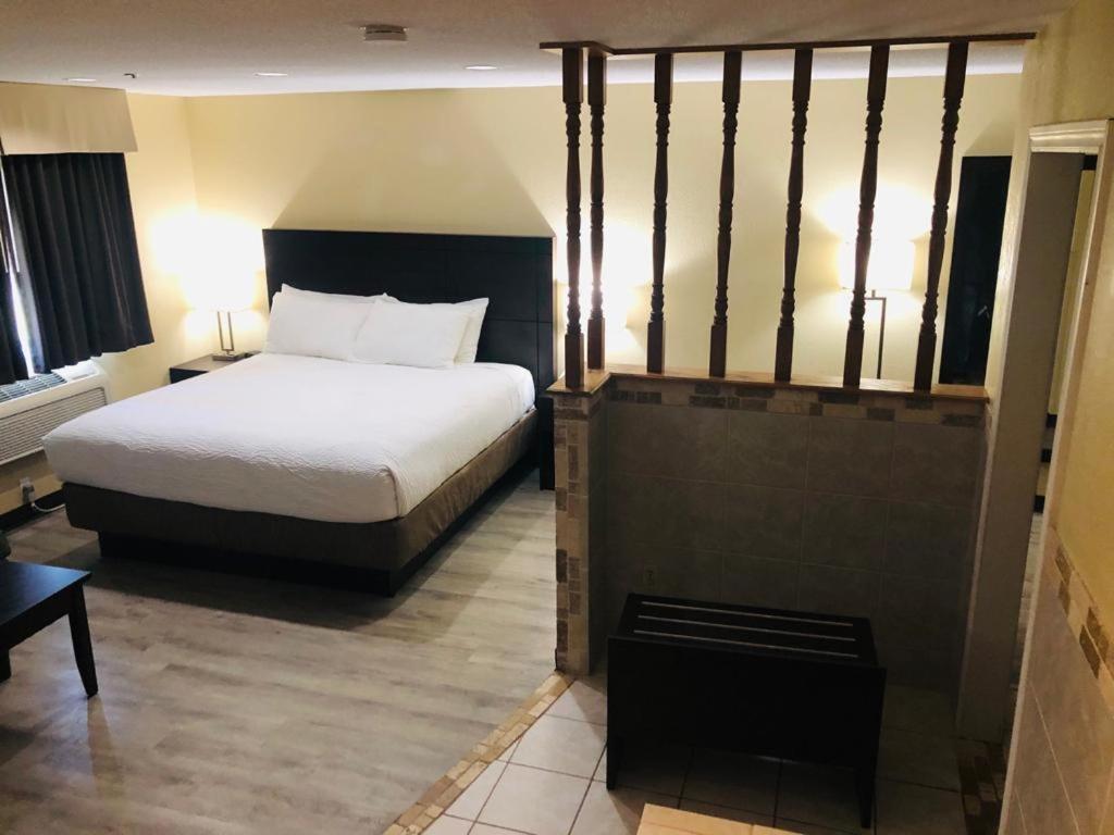Wallaceburg Inn Екстер'єр фото